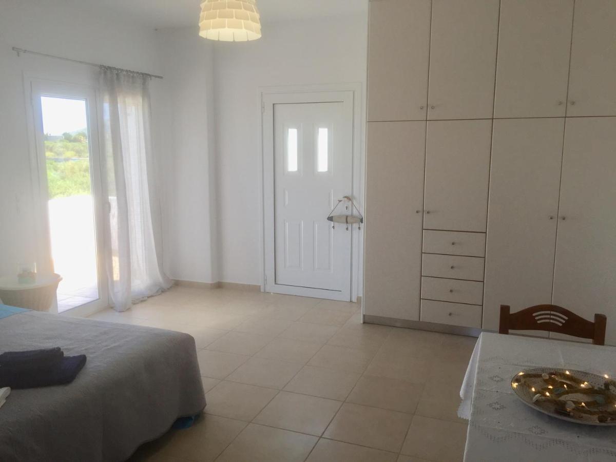 Rizes Elias Studio With Sea View Isterni  المظهر الخارجي الصورة